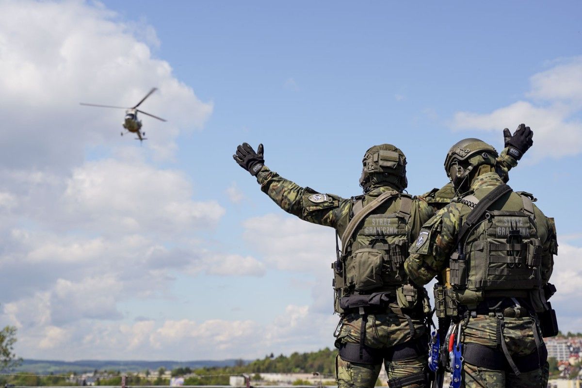 Nowe śmigłowce dla Straży Granicznej zakładnikiem SAFE?