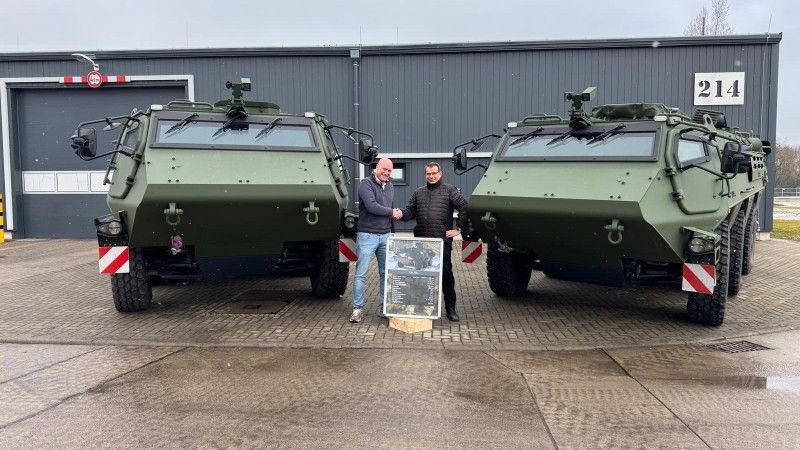 Pierwsze transportery opancerzone Patria 6x6 (CAVS) dla Bundeswehry.