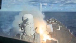 Amerykański pocisk Tomahawk startuje na cel w Iranie