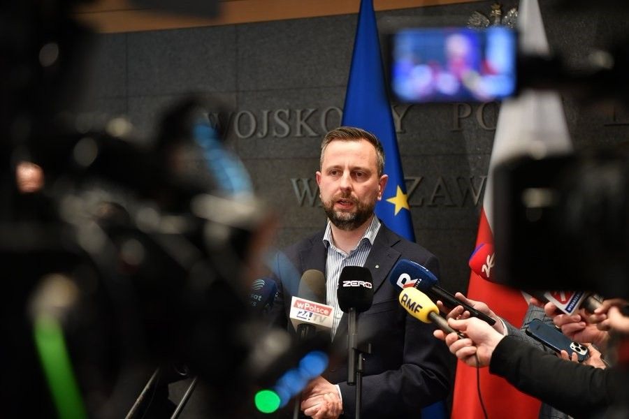 Polska chce przyspieszyć zbrojenia w obliczu wojny w Iranie