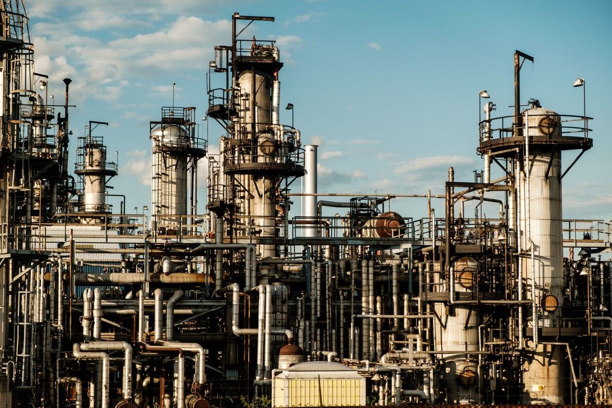 Iran uderza w rafinerię Aramco. Największą w Arabii Saudyjskiej