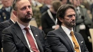 Wicepremierzy, szefowie MON Polski i Słowacji na Polsko-Słowackim Dialogu Obronno-Przemysłowym, który rozpoczyna się 3 marca 2026 r. w Bratysławie.