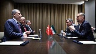 Minister spraw zagranicznych Hakan Fidan spotkał się w Dżuddzie z Hosseinem Amirem Abdollahianem, ministrem spraw zagranicznych Iranu (2023)