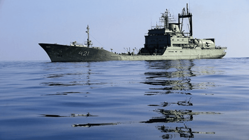 Okręt typu, do którego należy  IRINS Bushehr
