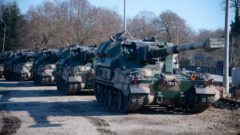 Armatohaubice samobieżne Krab należące do 5. Lubuskiego Pułku Artylerii podczas ćwiczeń Celny Ryś-26.