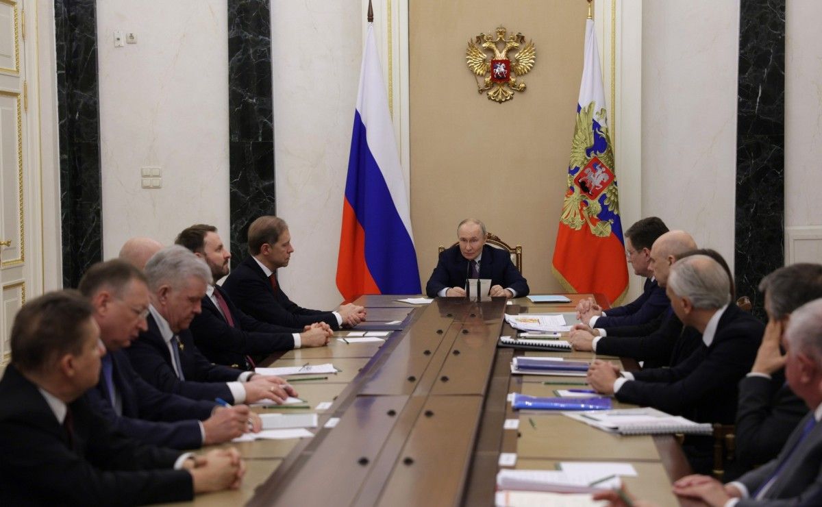 Moskwa znowu kusi ropą i gazem, wtórują jej Węgry i Słowacja