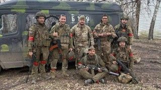 Grupa rosyjskich żołnierzy, którzy przeżyli operację „Potok”