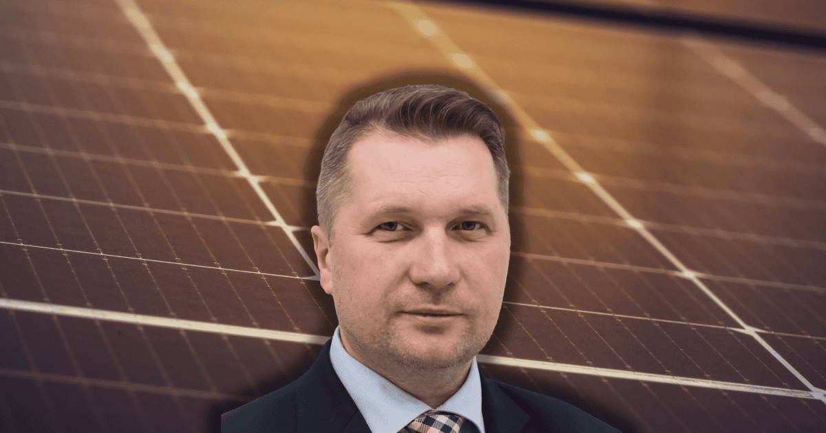 Minister Poeta atakuje PiS, samego siebie i matematykę