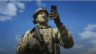 Nowa funkcja Radar w aplikacji DELTA Mobile ma dostarczać żołnierzom spersonalizowane alerty o zagrożeniach z powietrza