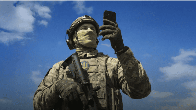 Nowa funkcja Radar w aplikacji DELTA Mobile ma dostarczać żołnierzom spersonalizowane alerty o zagrożeniach z powietrza