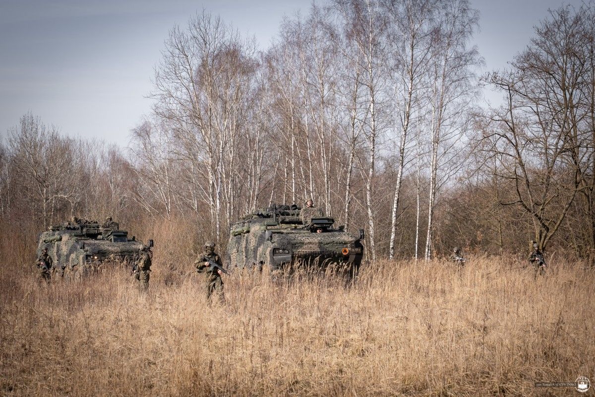 „Zawilce” w akcji. 5. Pułk Dowodzenia wdraża wozy przyszłości
