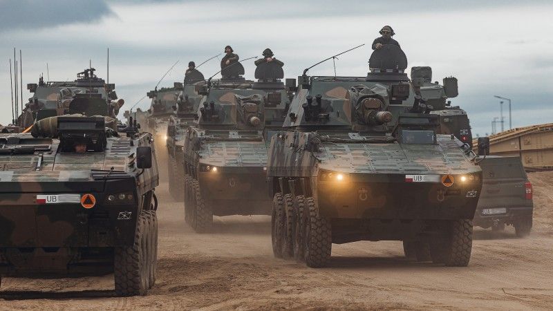 Moździerze samobieżne M120K Rak (na podwoziu KTO Rosomak) podczas ćwiczeń Żelazny Obrońca-25.