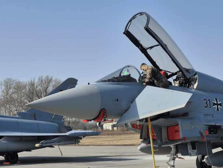 Ostatnie przygotowania do wylotu Eurofightera