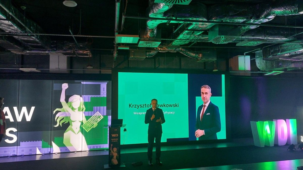 „Polska informatyką stoi”. Gawkowski: napędzamy cyfryzację