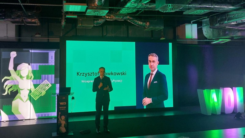Wicepremier Krzysztof Gawkowski podczas Warszawskich Dni Informatyki