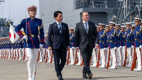 Defence Minister Boris Pistorius and his Japanese counterpart Shinjirō Koizumi on 22 March 2026