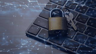 Cyberprzestępcy starają się wykorzystać sytuację związaną ze składaniem PIT, aby wyłudzić dane logowania od Polaków. Komunikat w sprawie wydał Pełnomocnik Rządu ds. Cyberbezpieczeństwa.