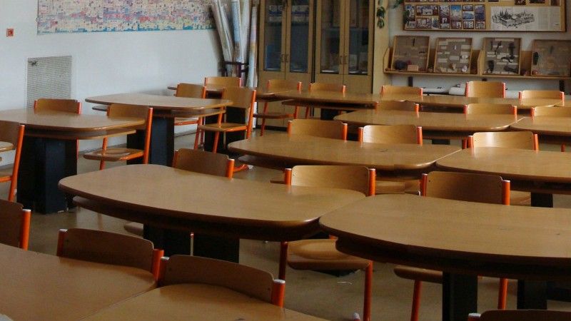 Na stronach RCL pojawił się projekt ustawy wprowadzającej zakaz korzystania z telefonów przez dzieci w szkołach. Przez najbliższe 30 dni znajduje się w konsultacjach.