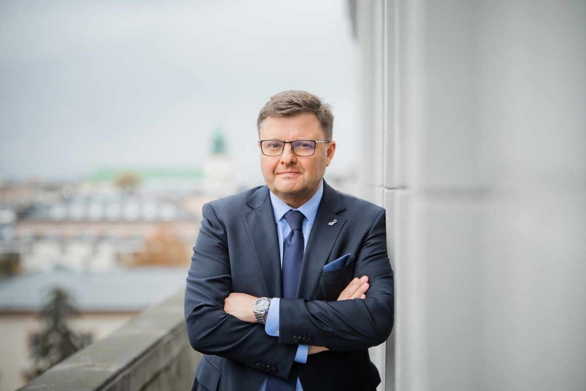 Misja specjalna dla ratowania JSW. „Program hutnictwa dla obronności"