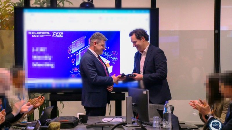 Rada J-CAT działającym przy Europolu ma nowego przewodniczącego. Wyboru dokonali przedstawiciele służb z 13 krajów UE i 6 krajów partnerskich.
