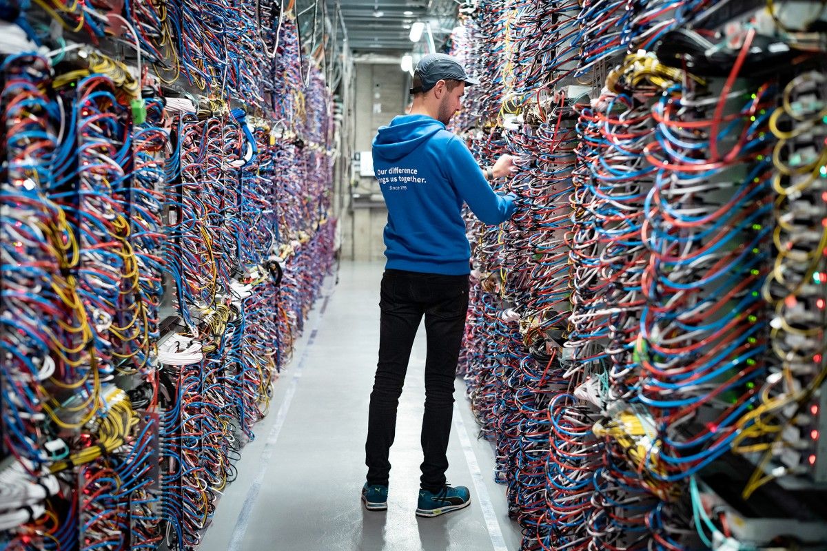 Chmura jak tarcza państwa. Dlaczego multilokalność decyduje dziś o bezpieczeństwie infrastruktury krytycznej?