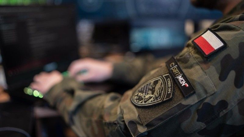 DKWOC ma nowego Zastępcę. Decyzją Ministra Obrony Narodowej, został nim ekspert z wieloletnim doświadczeniem i przeszłością w CSIRT MON oraz CSIRT NCBC.