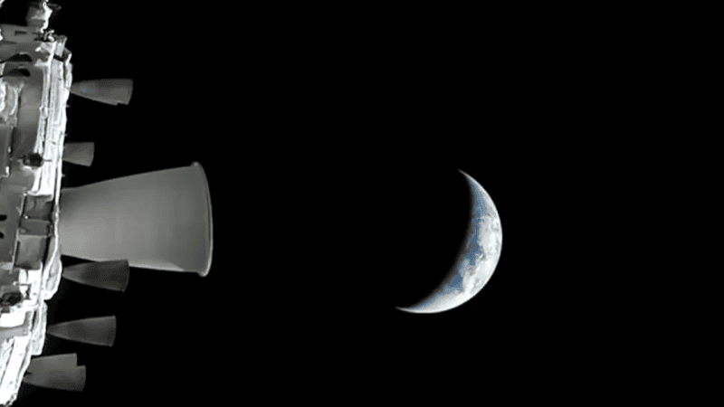 Statek Orion misji Artemis II na orbicie okołoziemskiej.