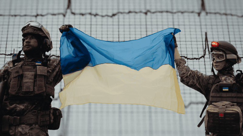 "ePMK to przejście od papierowej do cyfrowej medycyny ratującej życie. Pozwala ona ratować życie dziś dzięki dokładności danych i zmieniać medycynę jutra poprzez dogłębną analizę doświadczeń tej wojny." - Ministerstwo Obrony Ukrainy