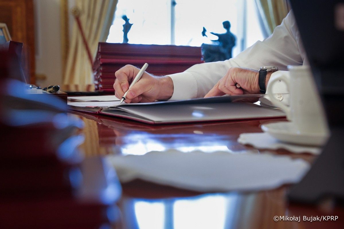 Koniec impasu w sprawie awansów. Prezydent podpisał nominacje dla ABW