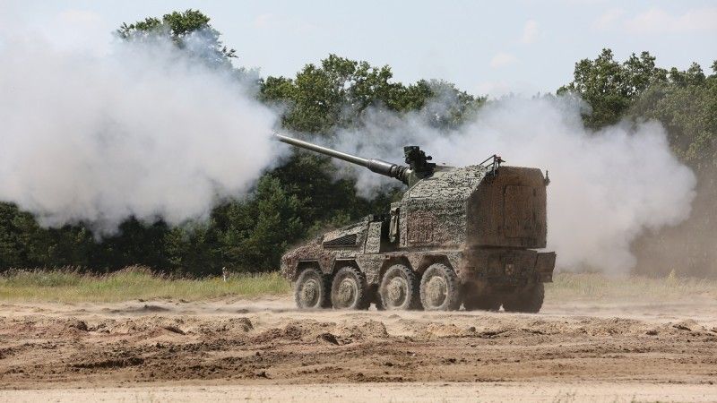 Armatohaubica RCH 155.