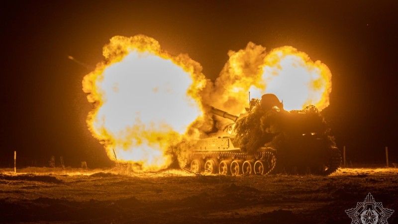 Białoruska haubica samobieżna 2S3 Akacja.