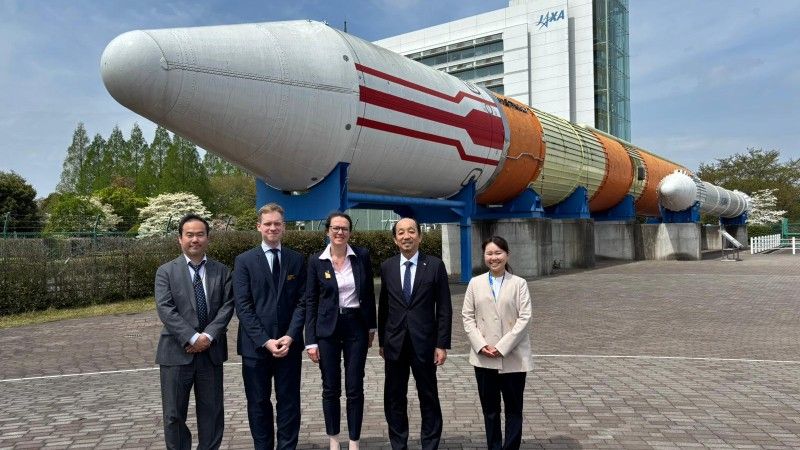 Delegacja Polskiej Agencji Kosmicznej w siedzibie Japońskiej Agencji Kosmicznej JAXA.