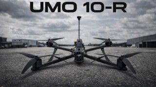 Dron FPV UMO 10-R.
