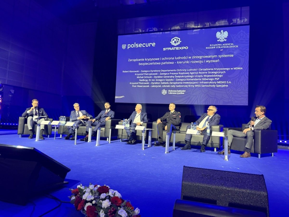 „Wszyscy musimy grać do jednej bramki”. Jak zbudować sprawny system zarządzania kryzysowego