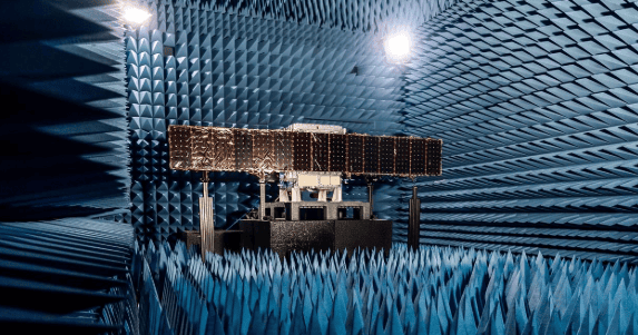 Satelita SAR polskiej firmy Eycore gotowy do startu