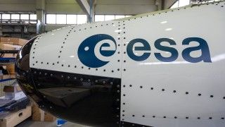 Fragment testowego modułu powrotnego samolotu kosmicznego Space Rider.