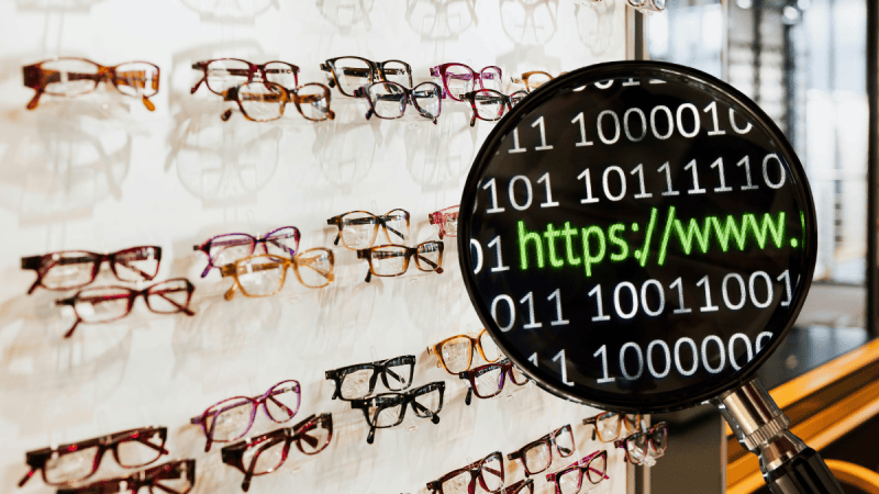 W sieci polskich salonów optycznych doszło do incydentu cyberbezpieczeństwa. Osoba nieuprawniona mogła uzyskać dostęp do danych klientów. Firma apeluje o ostrożność.