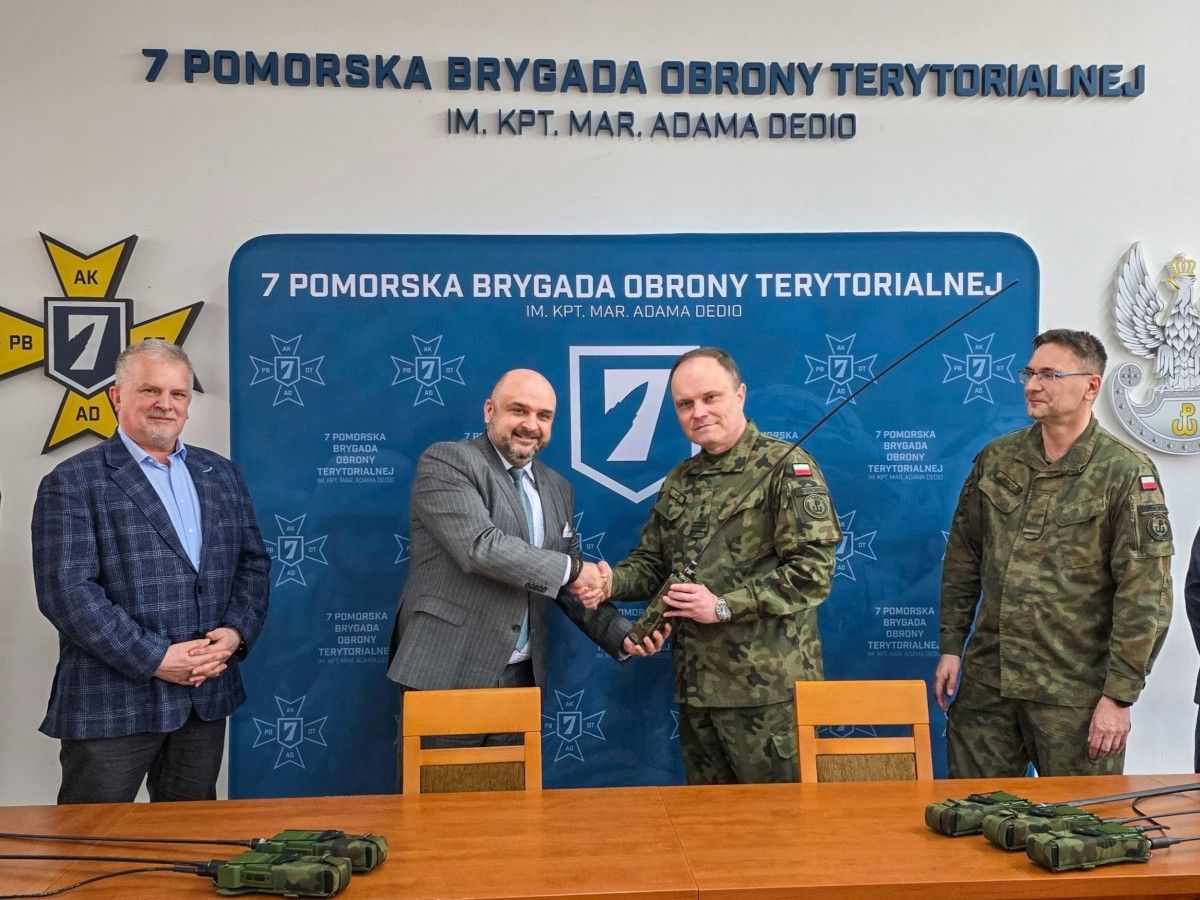 Radiostacje RADMOR dla pomorskich terytorialsów