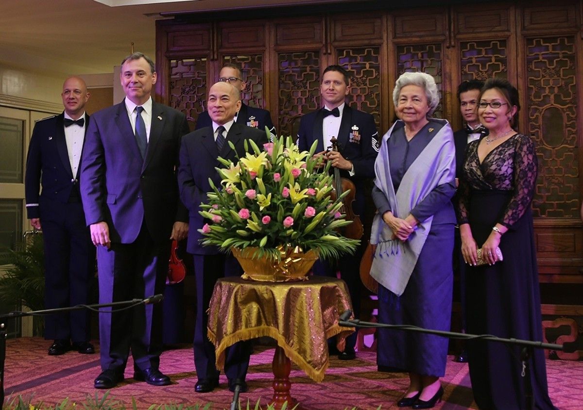 Kambodżański dylemat neutralności. Między Chinami a USA