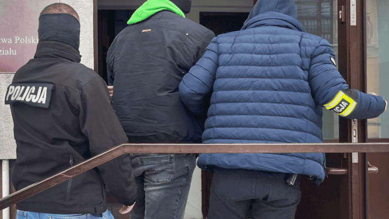 "Wzbudzali współczucie i poczucie więzi, a następnie wyłudzali pieniądze." - Komunikat CBZC