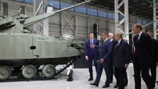Wizyta Władimira Putina w jednym z rosyjskich zakładów zbrojeniowych 19 września 2025 roku