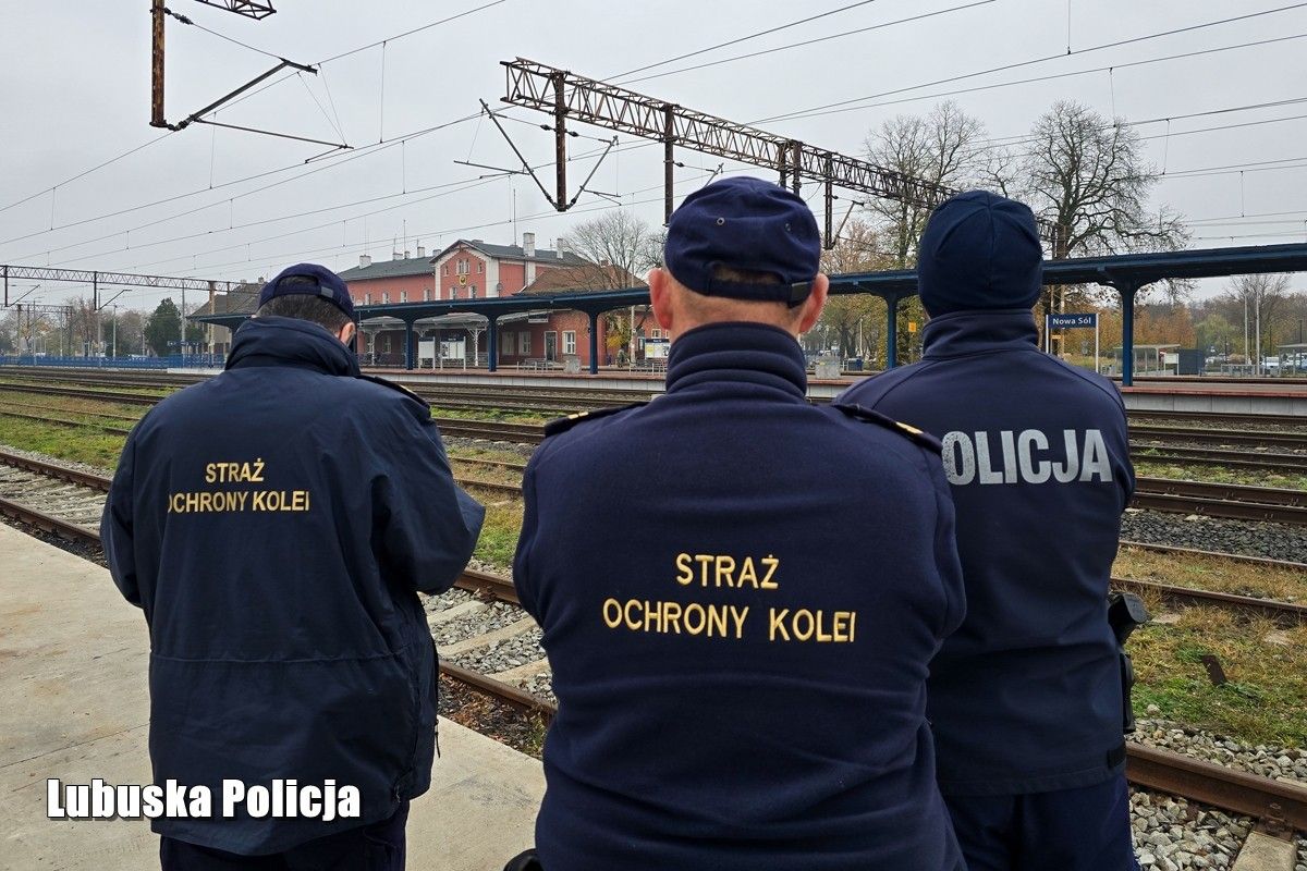 „Kij zamiast marchewki”. Ultimatum dla Komendanta i groźba sporu zbiorowego w Straży Ochrony Kolei