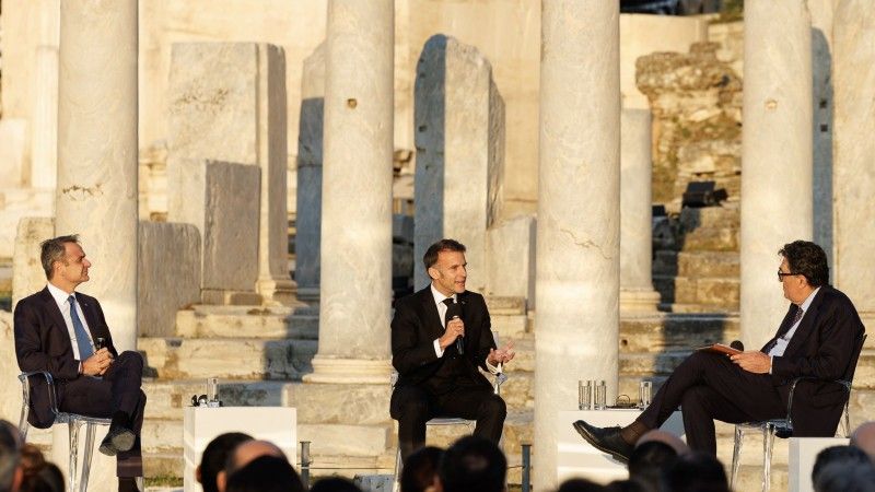 Macron and Mitsotakis