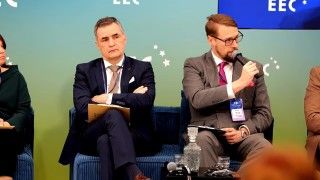 Michał Orłowski w czasie panelu na Europejskim Kongresie Gospodarczym w Katowicach 2026.