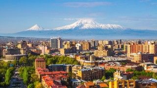 Widok na stolicę Armenii Erywań.