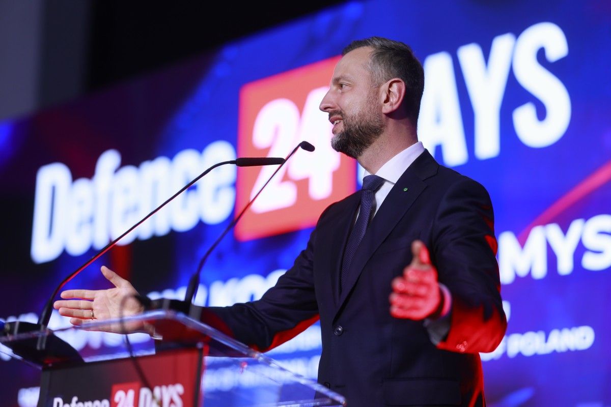Szef MON leci do Kanady. Weźmie udział w targach CANSEC