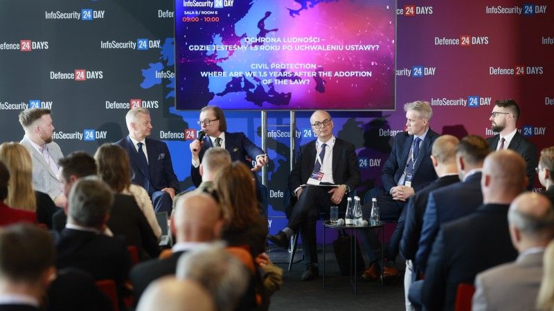 Panel podczas InfoSecurity24Day 2026 Ochrona ludności gdzie jesteśmy 1,5 roku po uchwaleniu ustawy