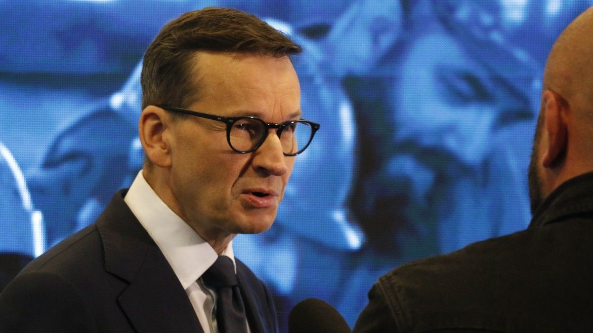 PGZ in Morawiecki's crosshairs. The current and erstwhile  head of the Ministry of National Defence react