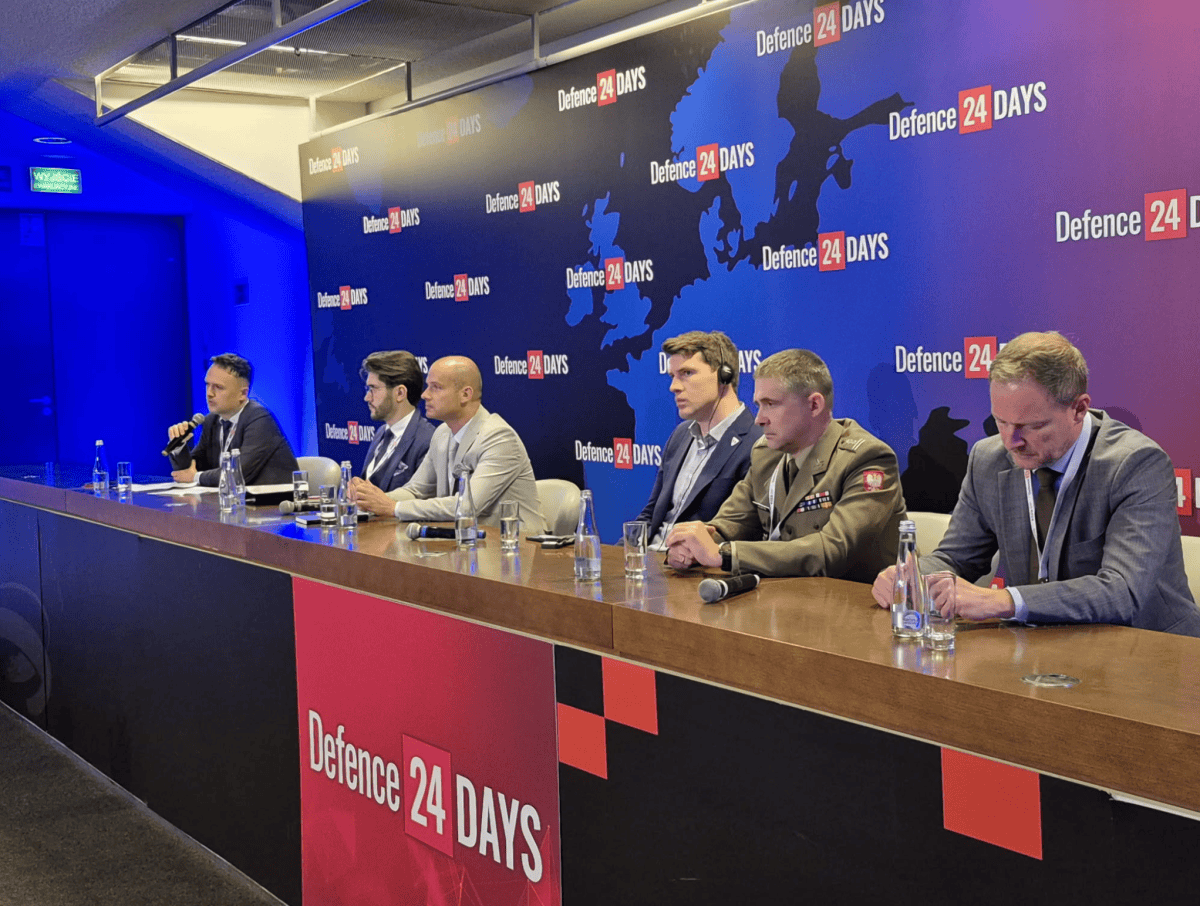Samoloty i interceptory. Jak bronić się przed dronami