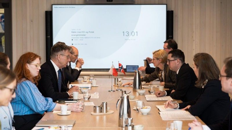 Spotkanie ministrów energii Polski i Norwegii - Miłosza Motyki i Terjego Aaslanda.